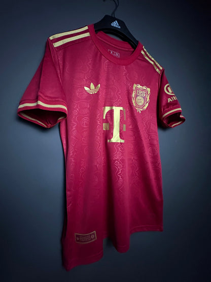 Bayern Münchens 125-årsjubileumströja